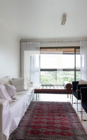 Apartamento à venda com 137m², 3 quartos e 2 vagas Apartamento à venda com 137m², 3 quartos e 2 vagasSala