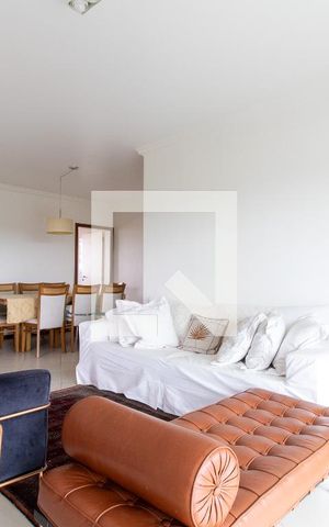 Apartamento à venda com 137m², 3 quartos e 2 vagas Apartamento à venda com 137m², 3 quartos e 2 vagasSala