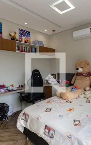 Casa de condomínio à venda com 800m², 5 quartos e 6 vagas Casa de condomínio à venda com 800m², 5 quartos e 6 vagasQuarto 2