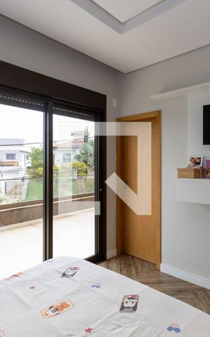 Casa de condomínio à venda com 800m², 5 quartos e 6 vagas Casa de condomínio à venda com 800m², 5 quartos e 6 vagasQuarto 2