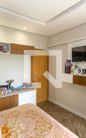 Casa de condomínio à venda com 800m², 5 quartos e 6 vagas Casa de condomínio à venda com 800m², 5 quartos e 6 vagasQuarto 3