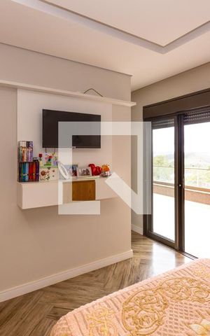 Casa de condomínio à venda com 800m², 5 quartos e 6 vagas Casa de condomínio à venda com 800m², 5 quartos e 6 vagasQuarto 3