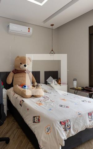 Casa de condomínio à venda com 800m², 5 quartos e 6 vagas Casa de condomínio à venda com 800m², 5 quartos e 6 vagasQuarto 2