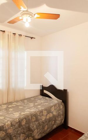 Casa à venda com 284m², 6 quartos e 6 vagas Casa à venda com 284m², 6 quartos e 6 vagasQuarto 2