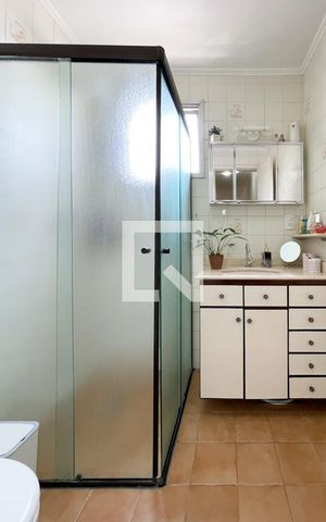 Apartamento à venda com 60m², 2 quartos e 1 vaga Apartamento à venda com 60m², 2 quartos e 1 vagaBanheiro Social