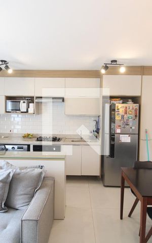 Apartamento à venda com 40m², 2 quartos e 1 vagaSala / Cozinha