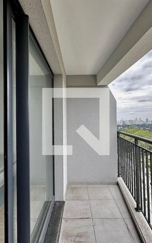 Studio para alugar com 28m², 0 quarto e sem vaga Studio para alugar com 28m², 0 quarto e sem vagaSacada