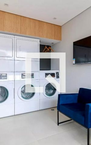 Studio para alugar com 28m², 0 quarto e sem vaga Studio para alugar com 28m², 0 quarto e sem vagaLavanderia
