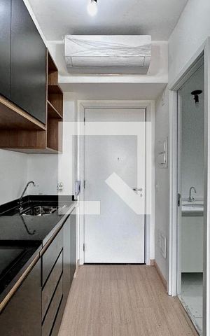 Studio para alugar com 28m², 0 quarto e sem vaga Studio para alugar com 28m², 0 quarto e sem vagaCozinha