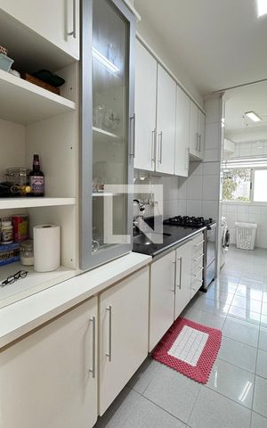 Apartamento para alugar com 102m², 3 quartos e 2 vagasCozinha