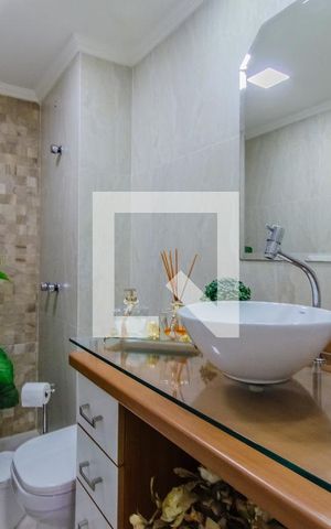 Apartamento à venda com 133m², 4 quartos e 2 vagas Apartamento à venda com 133m², 4 quartos e 2 vagasLavabo