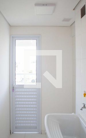 Apartamento para alugar com 45m², 2 quartos e 1 vagaÁrea de Serviço