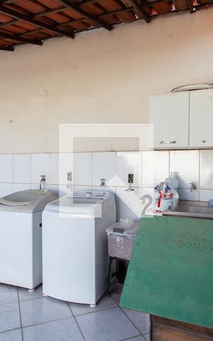 Casa à venda com 360m², 4 quartos e 4 vagas Casa à venda com 360m², 4 quartos e 4 vagasÁrea de Serviço