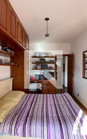 Apartamento à venda com 288m², 4 quartos e 2 vagas Apartamento à venda com 288m², 4 quartos e 2 vagasBanheiro do Quarto 2
