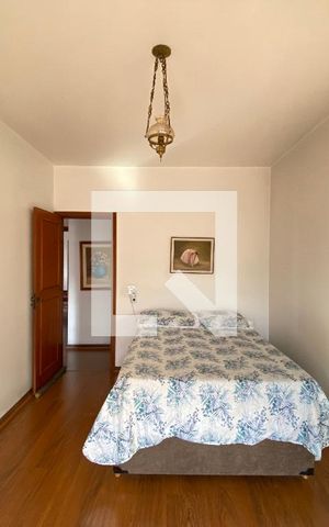 Apartamento à venda com 288m², 4 quartos e 2 vagas Apartamento à venda com 288m², 4 quartos e 2 vagasQuarto 3