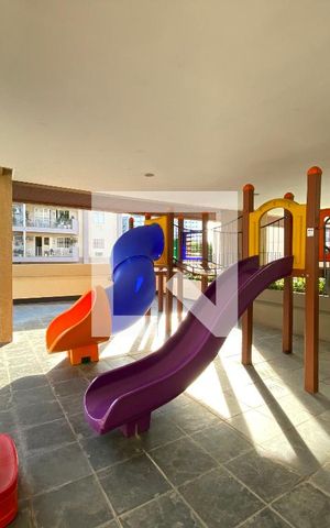 Apartamento à venda com 288m², 4 quartos e 2 vagas Apartamento à venda com 288m², 4 quartos e 2 vagasÁrea comum - Playground
