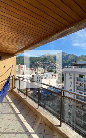 Apartamento à venda com 288m², 4 quartos e 2 vagas Apartamento à venda com 288m², 4 quartos e 2 vagasVaranda dos quartos