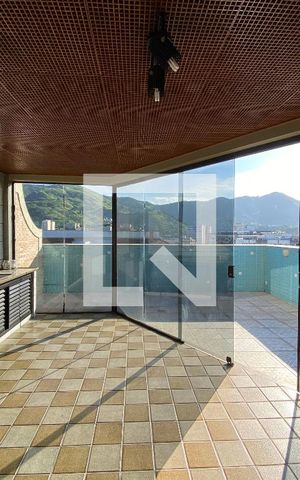 Apartamento à venda com 288m², 4 quartos e 2 vagas Apartamento à venda com 288m², 4 quartos e 2 vagasÁrea gourmet