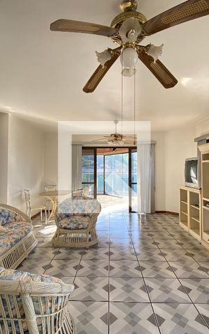 Apartamento à venda com 288m², 4 quartos e 2 vagas Apartamento à venda com 288m², 4 quartos e 2 vagasSala 2