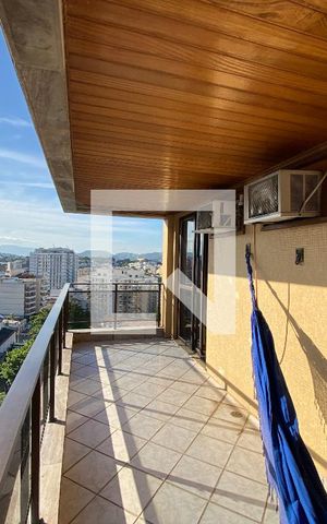 Apartamento à venda com 288m², 4 quartos e 2 vagas Apartamento à venda com 288m², 4 quartos e 2 vagasVaranda dos quartos