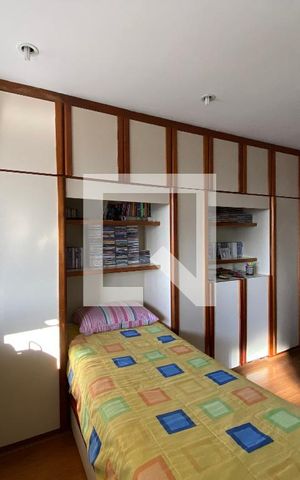Apartamento à venda com 288m², 4 quartos e 2 vagas Apartamento à venda com 288m², 4 quartos e 2 vagasQuarto 1