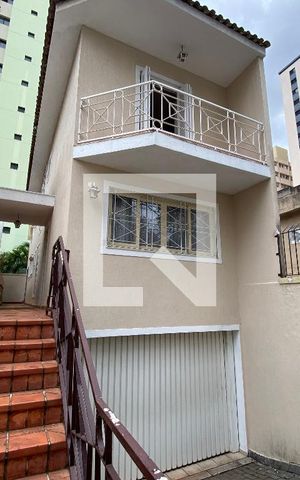 Casa à venda com 209m², 3 quartos e 5 vagasFachada