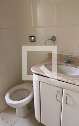 Casa à venda com 209m², 3 quartos e 5 vagasBanheiro da Suíte