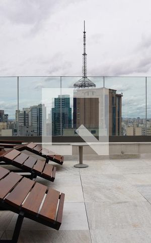 Studio à venda com 23m², 1 quarto e sem vagaPiscina