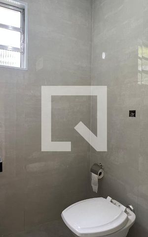 Apartamento para alugar com 77m², 3 quartos e 1 vaga Apartamento para alugar com 77m², 3 quartos e 1 vagaBanheiro
