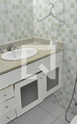 Apartamento para alugar com 52m², 2 quartos e sem vagaBanheiro