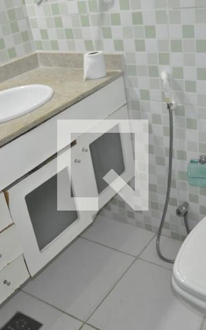 Apartamento para alugar com 52m², 2 quartos e sem vagaBanheiro