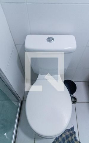 Apartamento à venda com 54m², 2 quartos e sem vaga Apartamento à venda com 54m², 2 quartos e sem vagaBanheiro