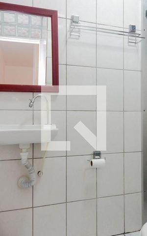 Apartamento à venda com 40m², 2 quartos e sem vagaBanheiro