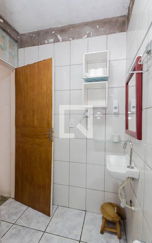 Apartamento à venda com 40m², 2 quartos e sem vagaBanheiro