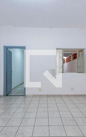 Casa à venda com 110m², 3 quartos e 1 vaga