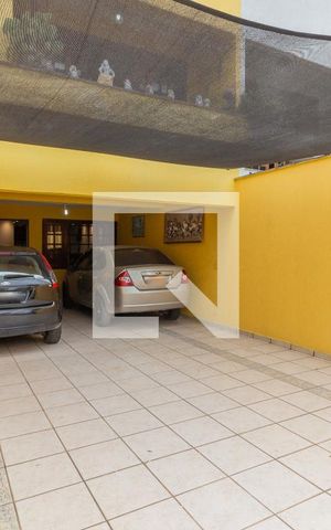 Casa à venda com 200m², 3 quartos e 4 vagas