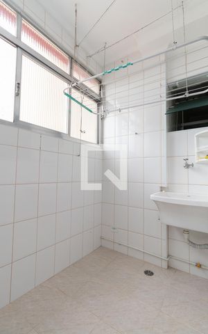Apartamento à venda com 79m², 3 quartos e 2 vagasÁrea de Serviço