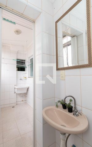 Apartamento à venda com 79m², 3 quartos e 2 vagasBanheiro 2