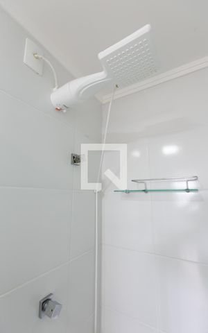 Apartamento à venda com 34m², 2 quartos e sem vaga Apartamento à venda com 34m², 2 quartos e sem vagaChuveiro