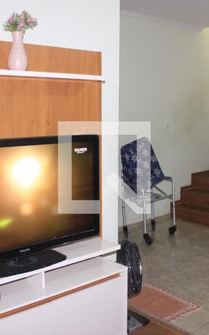 Casa à venda com 153m², 3 quartos e 2 vagasSala