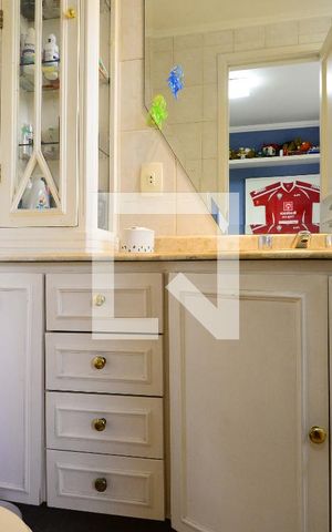 Apartamento à venda com 160m², 3 quartos e 2 vagasSuíte 2
