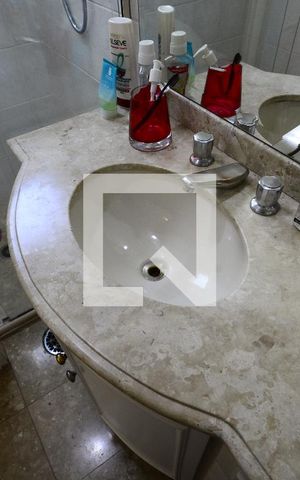 Apartamento à venda com 160m², 3 quartos e 2 vagasSuíte 3