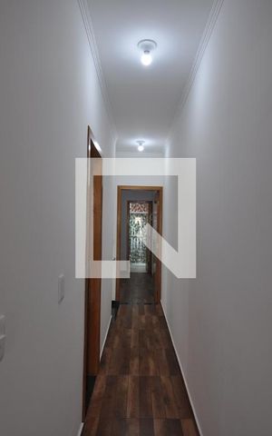 Casa à venda com 110m², 3 quartos e 2 vagasCorredor