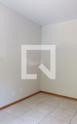 Casa para alugar com 90m², 1 quarto e 2 vagasQuarto