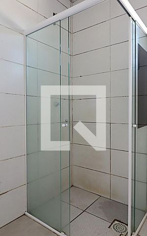 Casa para alugar com 90m², 1 quarto e 2 vagasBanheiro - Box