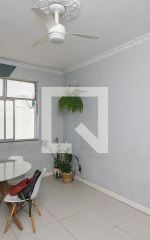 Apartamento à venda com 70m², 3 quartos e sem vaga Apartamento à venda com 70m², 3 quartos e sem vagaSala