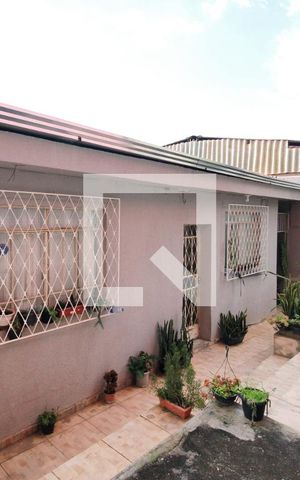 Casa à venda com 372m², 4 quartos e 4 vagasEdícula