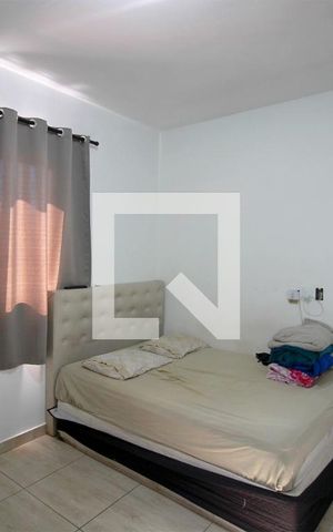 Casa à venda com 372m², 4 quartos e 4 vagasSuite