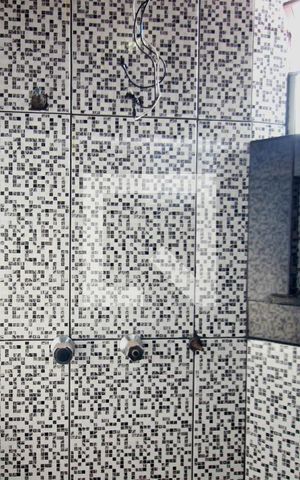 Casa à venda com 372m², 4 quartos e 4 vagasBanheiro 2