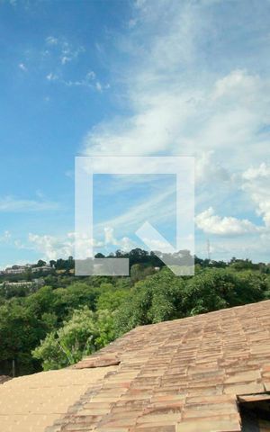 Casa à venda com 372m², 4 quartos e 4 vagasVista